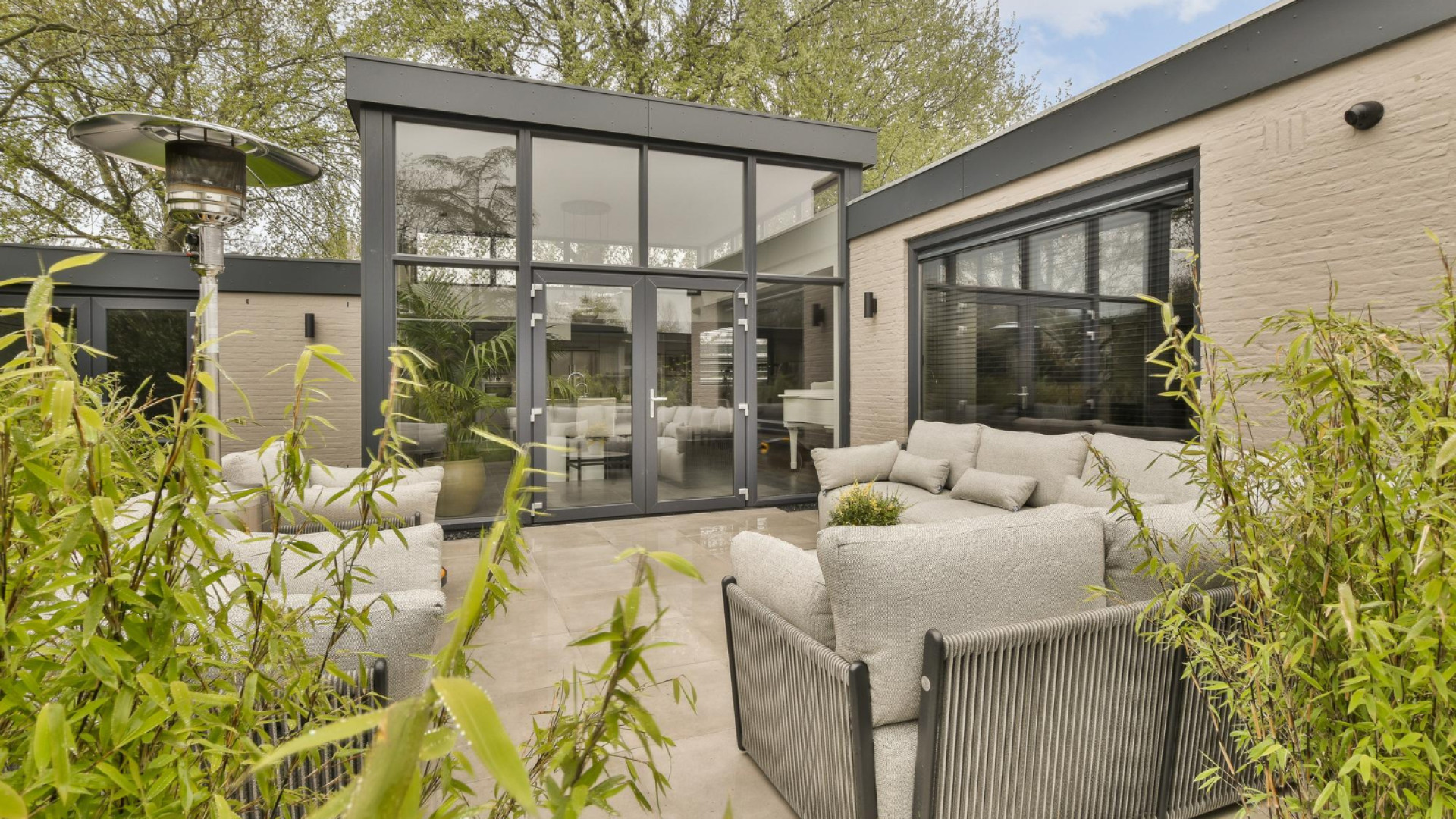 Veranda à Liancourt : une installation éco-responsable entre confort et performance !